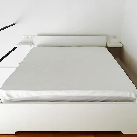 Accademia * Milán